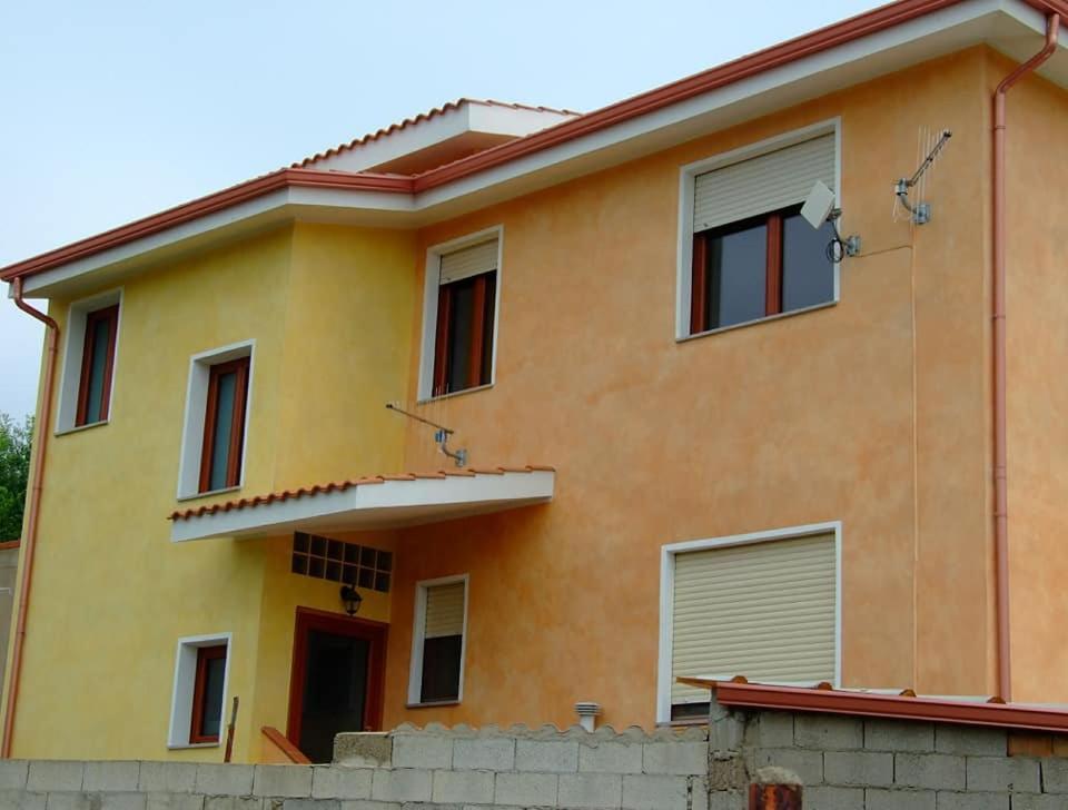 B&B Il Rifugio Del Lupo - E6721 Paringianu Εξωτερικό φωτογραφία