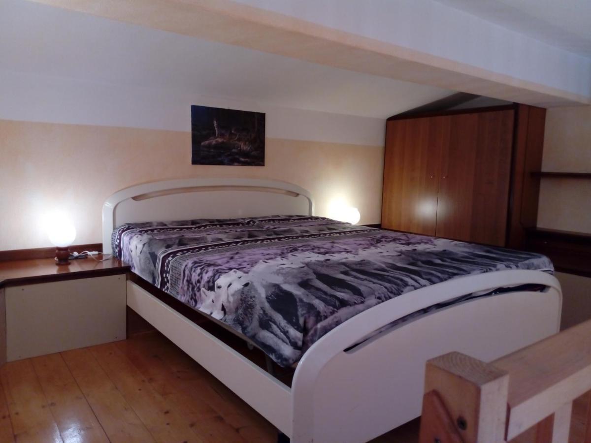 B&B Il Rifugio Del Lupo - E6721 Paringianu Εξωτερικό φωτογραφία