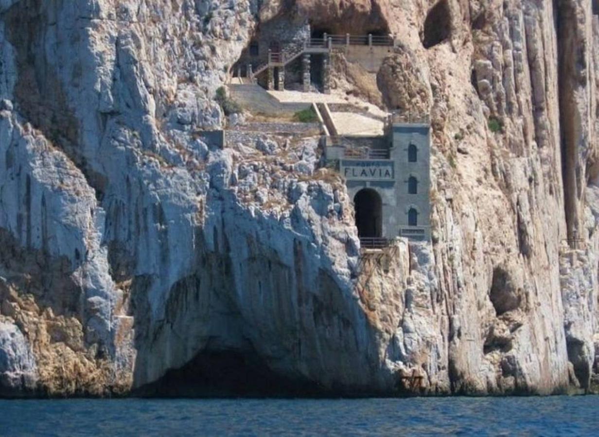 B&B Il Rifugio Del Lupo - E6721 Paringianu Εξωτερικό φωτογραφία